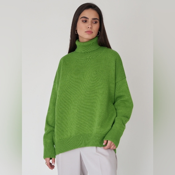 Green Chunky Knit Turtleneck Sweater - Picture 3 of 6